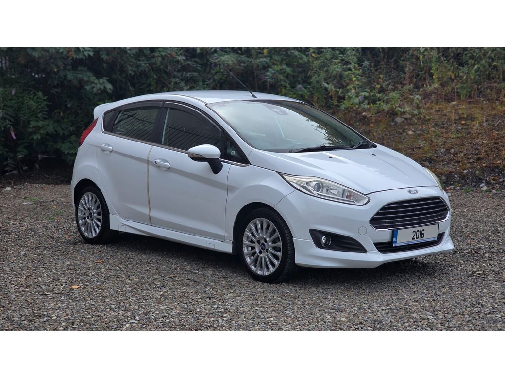 Image for 2016 Ford Fiesta Automatic 