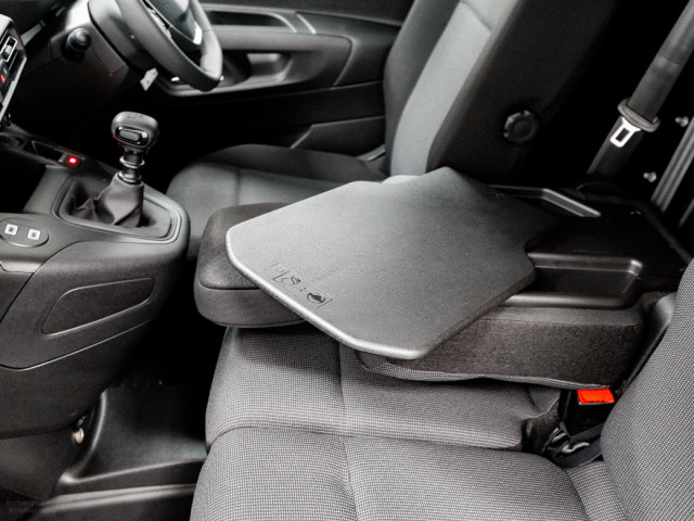 Image for 2026 Peugeot Partner **€5, 000 Scrappage** Pro Premium 1.5 Diesel 100HP 650Kg - €25, 990 Inc vat