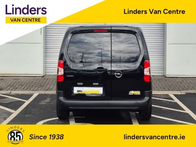 Image for 2025 Opel Combo 252 0KMS PRE REG