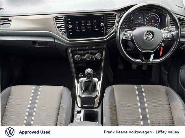 Image for 2018 Volkswagen T-Roc DESIGN 1.0 TSI 110BHP *ONE OWNER* *INDIUM GREY* *CARPLAY & ANDROID AUTO* *FINANCE AVAILABLE* *FRONT & REAR SENSORS*