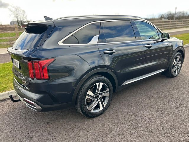 Image for 2024 Kia Sorento K4 2.2D 5 Dual Zone Climate Control, Electric Mirrors, Electric Seats, Reversing Camera, Leather Upholstery, Fog Lamps 2 years aa membership 6 year warranty