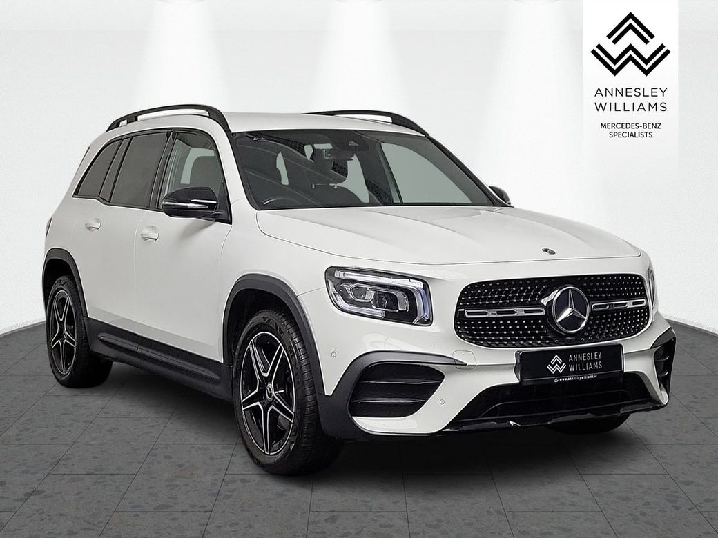 Image for 2023 Mercedes-Benz GLB Class 200d AMG Line Night Edition