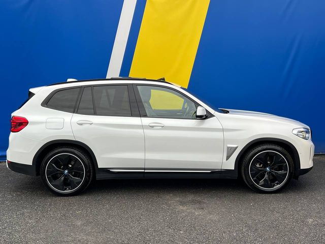 Image for 2022 BMW iX3 PREMIER EDITION // PANORAMIC SUNROOF // ADAPTIVE CRUISE CONTROL // DIGITAL CLUSTER