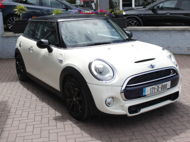 Image for 2017 Mini Cooper S 2.0 5DR HATCHBACK AUTOMATIC // WITH 162, 000 KM'S // BUY WITH CONFIDENCE AA AND SIMI APPROVED DEALER // FINANCE ARRANGED // ALL TRADE INS WELCOME //