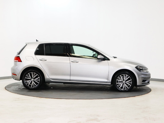 Image for 2019 Volkswagen Golf *129* 1.6tdi SE NAV 5DR