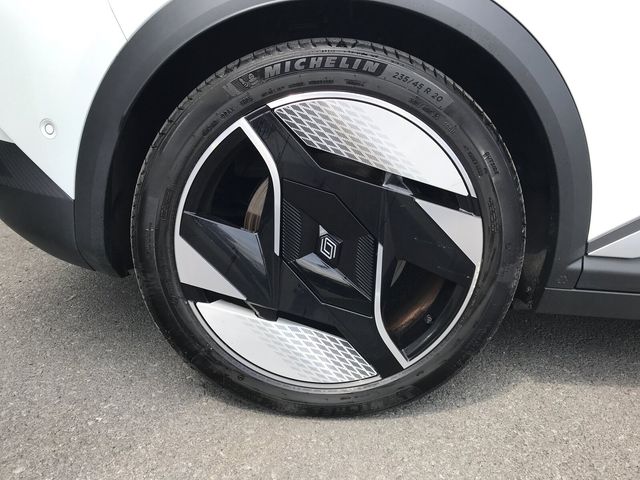 Image for 2024 Renault Scenic E-Tech 87kWh 220hp Iconic