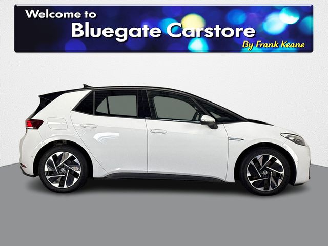 Image for 2023 Volkswagen ID.3 PRO 150 KW 58KWH **WHITE AND GREY HALF LEATHER INTERIOR**FRONT HEATED SEATS**USBC CHARGING PORTS**TOUCHSCREEN INFOTAINMENT SYSTEM**ANDROID AUTO**APPLE CARPLAY**REVERSE CAMERA**PARKING SENSORS**