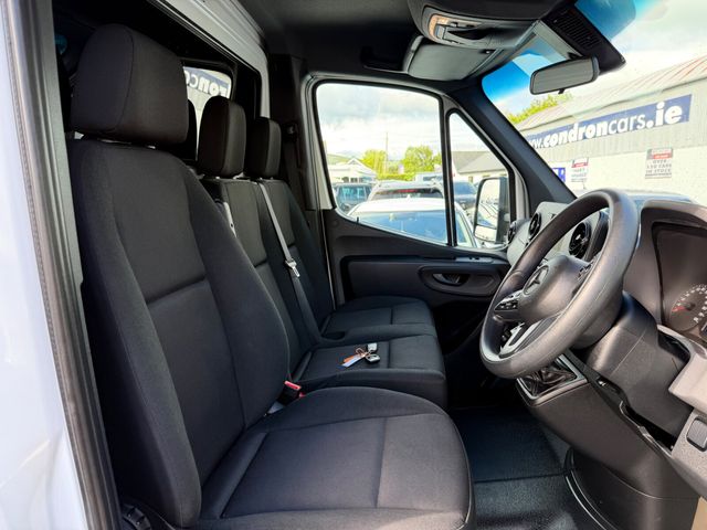 Image for 2022 Mercedes-Benz Sprinter 