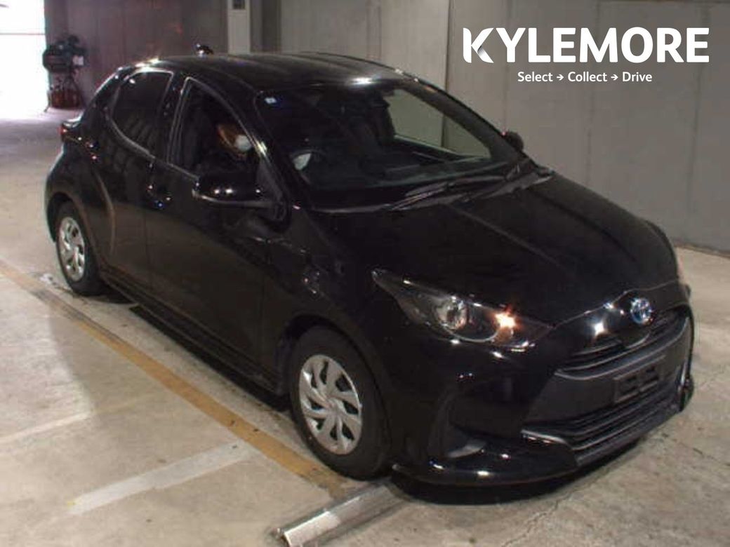 Image for 2023 Toyota Yaris 1.5 HYBRID AUTOMATIC - PUSH BUTTON START/STOP - CRUISE CONTROL - REAR CAMERA