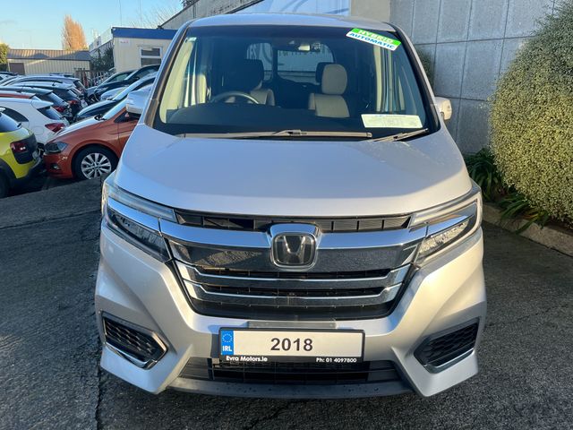 Image for 2018 Honda Stepwagon 7 SEATER SPADA AUTOMATIC HYBRID 2.0 PETROL //KEYLESS ENTRY//POWER SLIDING DOORS//ADAPTIVE CRUISE CONTROL//REVERSE CAMERA//
