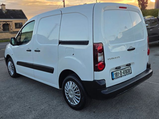 Image for 2018 Peugeot Partner Access 1.6 Blue HDI 75 Side DO