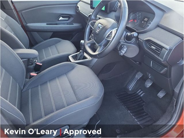 Image for 2022 Dacia Jogger 1.0Tce 110 7-Seater