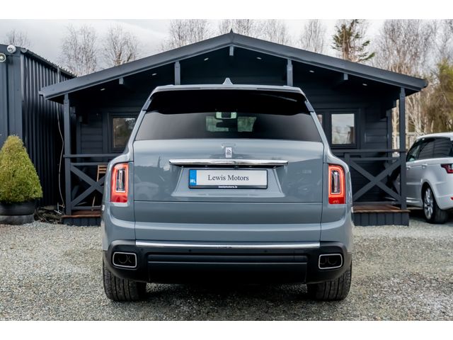 Image for 2023 Rolls-Royce Cullinan Cullinan V12 563BHP, HUGE SPEC, STARLIGHT CEILING, 360 CAMERA, REAR SEAT ENTERTAINMENT, LAMBSWOOL MATS 