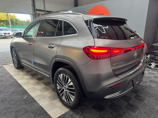 Image for 2025 Mercedes-Benz EQA 2025 MERCEDES-BENZ EQA 250 PLUS CRUISE AUTOMATIC / CRUISE CONTROL / 360 CAMERA / ELECTRIC MEMORY & HEATED SEATS / PADDLE SHIFTERS / AMBIENT LIGHTS / PANORAMIC SUNROOF/ APPLE CARPLAY AND MORE
