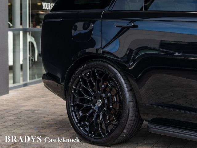 Image for 2023 Land Rover Range Rover 3.0 PHEV--24" Upgrade URBAN Alloys--Side Steps