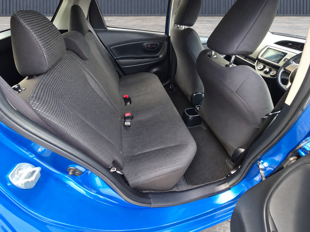 Image for 2015 Toyota Vitz Automatic 