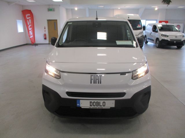 Image for 2026 Fiat Doblo TECHNICO SWB 1.5 DSL AUTO 130 BHP 650 KG-CAMERA-CRUISE-BLUETOOTH-SAT NAV-CARPLAY
