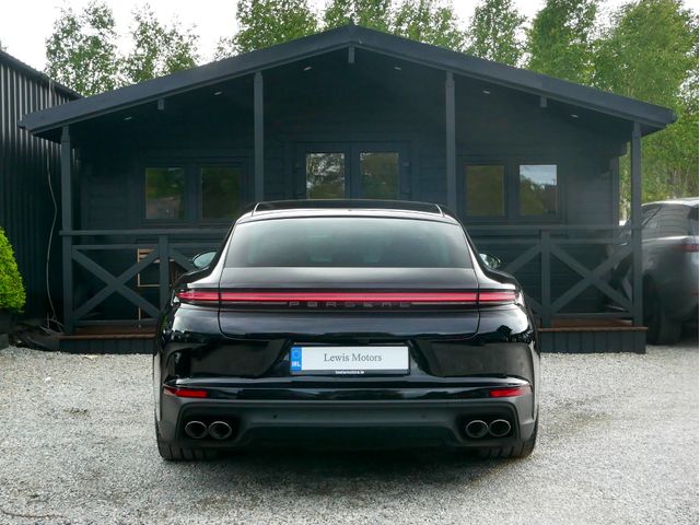 Image for 2025 Porsche Panamera 4 E-HYBRID, SPORTS EXHAUST, TILT AND SLIDE PAN ROOF, BOSE SOUND SYSTEM, AIR SUSPENSION