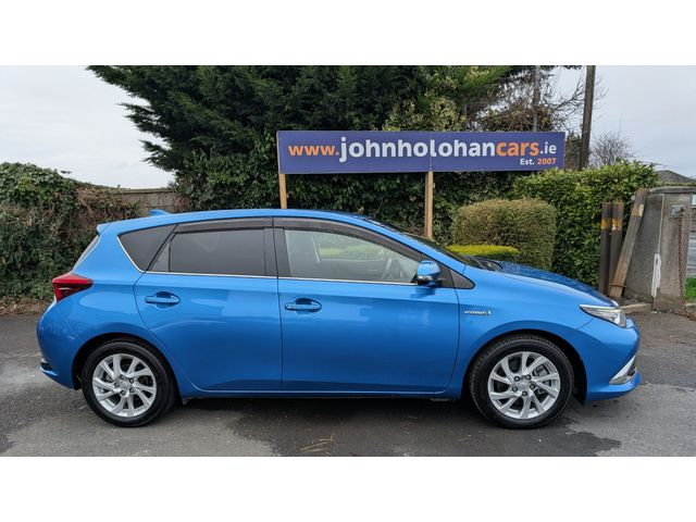 Image for 2016 Toyota Auris 1.8 VVTI HYBRID AUTO // 2 YEAR NCT // 6 MONTH WARRANTY //