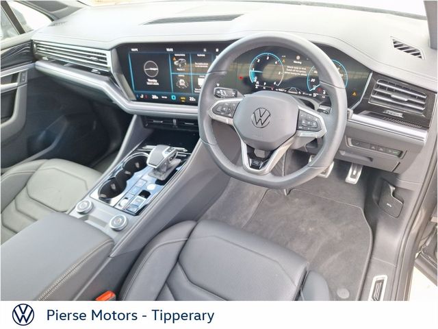 Image for 2026 Volkswagen Touareg TOUAREG COMM R-LINE 3.0 TDI4M 231BHP