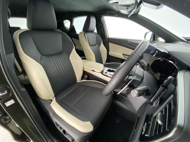 Image for 2024 Lexus NX 450H+ Executive