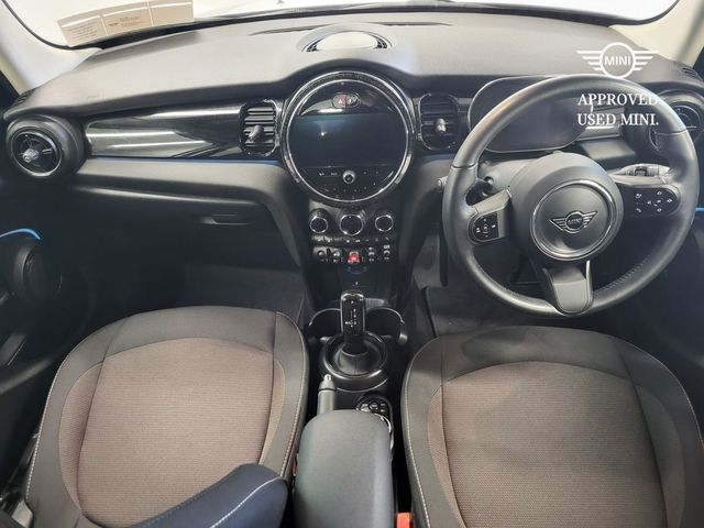 Image for 2024 Mini Cooper Classic Auto