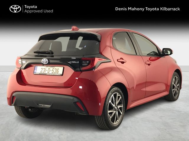 Image for 2023 Toyota Yaris HYBRID L/SPORT