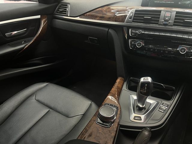 Image for 2017 BMW 3 Series 2017 BMW 3 SERIES 330E PERFORMANCE /ELETRIC AND HEATED SEATS/ REVERSE CAMERA/ CRUISE CONTROL/ LEATHER SEATS & MORE