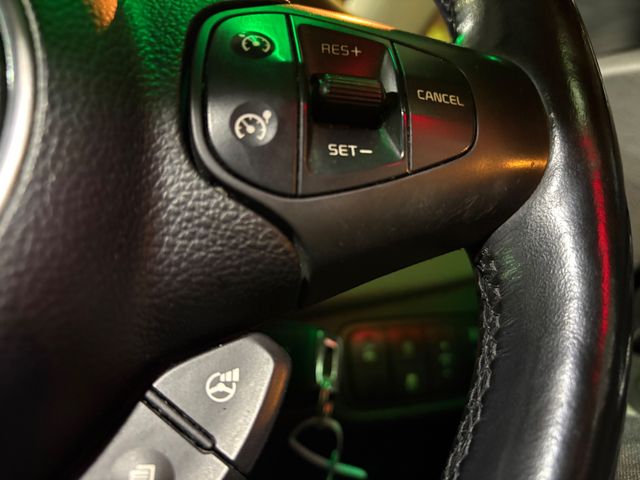 Image for 2014 Kia Carens 1.7 CRDi 3 7-Seater - Leather 