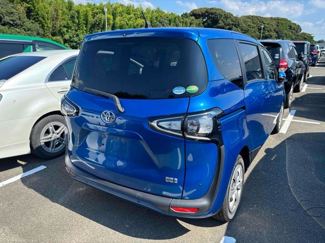 Image for 2019 Toyota Sienta HYBRID - 7 SEATER - POWER DOORS