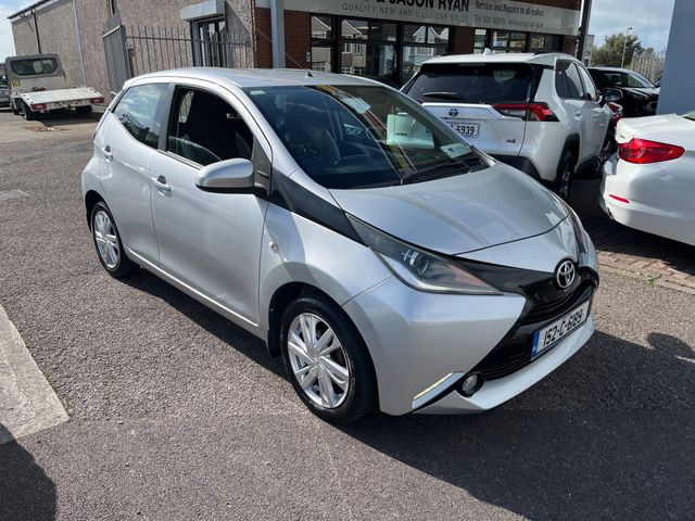 Image for 2015 Toyota Aygo 1.0 X-play 4DR