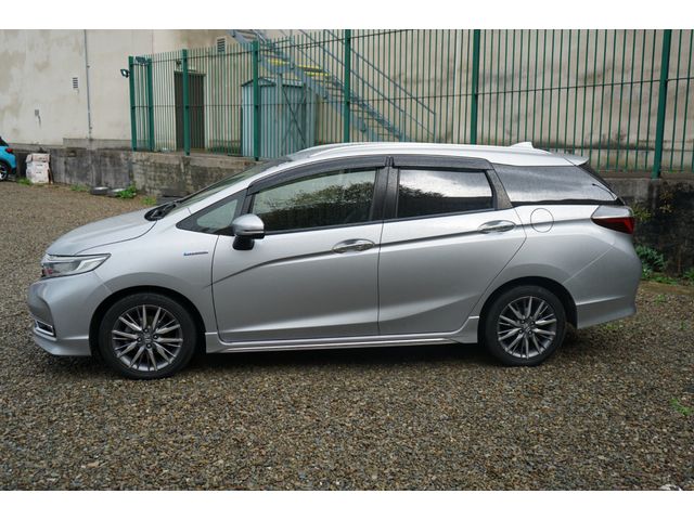 Image for 2019 Honda Shuttle Hybrid 