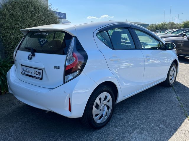 Image for 2020 Toyota Aqua S BUSINESS AUTOMATIC HYBRID 1.5 PETROL //KEYLESS ENTRY//REVERSE CAMERA//PARKING SENSORS//