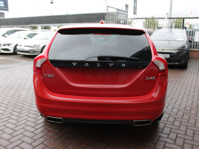 Image for 2018 Volvo V60 2.0D4 SE LUXURY DELUXE 5DR ESTATE AUTOMATIC // MINT CONDITION WITH ONLY 96, 000 KMS // BUY WITH CONFIDENCE AA AND SIMI APPROVED DEALER 2025 // FINANCE ARRANGED // ALL TRADE INS WELCOME // 