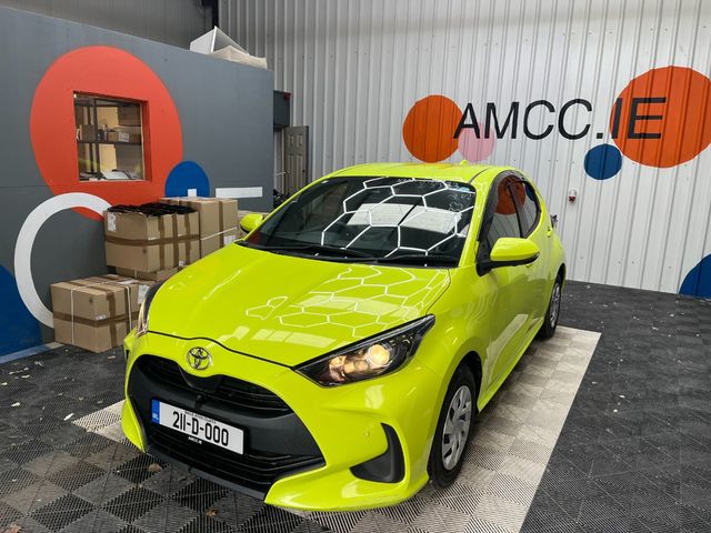 Image for 2021 Toyota Yaris 2021 TOYOTA YARIS G 1.0 AUTOMATIC / REVERSE CAMERA AND MORE