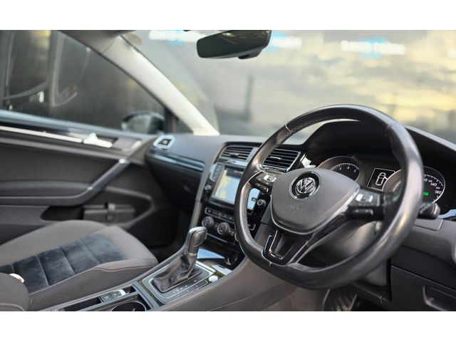 Image for 2017 Volkswagen Golf HIGHLINE 1.4 TSI AUTO