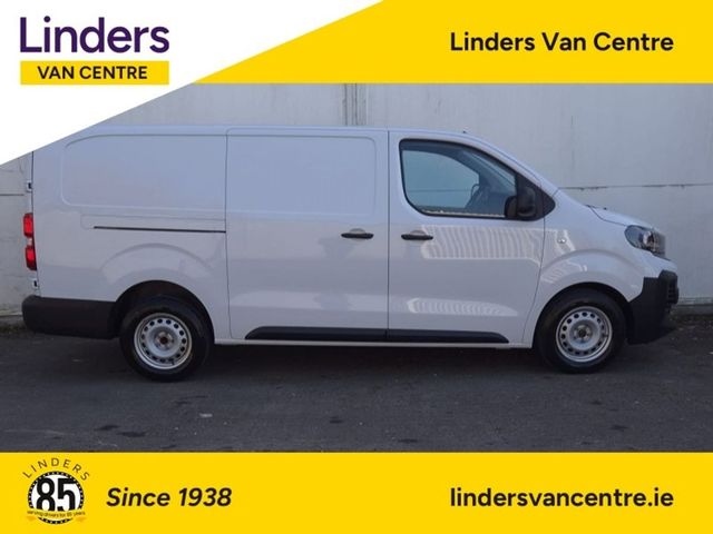 Image for 2025 Opel Vivaro LWB 252 PRE REG 