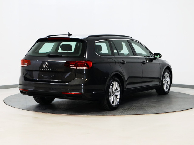 Image for 2021 Volkswagen Passat *60* SE NAV TDI