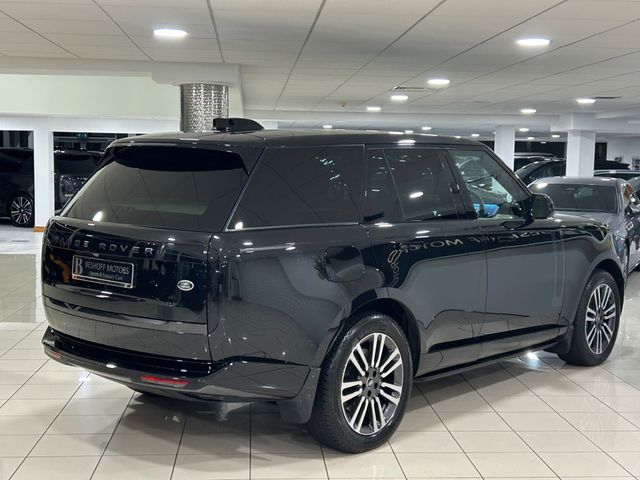 Image for 2023 Land Rover Range Rover P440e SE=PAN ROOF//ELECTRIC SIDE STEPS//SHADOW PACK=FULL LAND ROVER SERVICE HISTORY=TAILORED FINANCE PACKAGES AVAILABLE=TRADE IN'S WELCOME