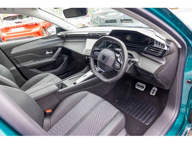 Image for 2026 Peugeot 308 Pre-Reg 2026 Peugeot 308 1.2 MHEV 145BHP e-DCS6 Allure