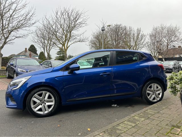 Image for 2022 Renault Clio Dynamique-Edition - 1.0 Litre Petrol + Low Mileage - Top Trade-Ins & Great Finance Deals - Assured Dealer Warranty -