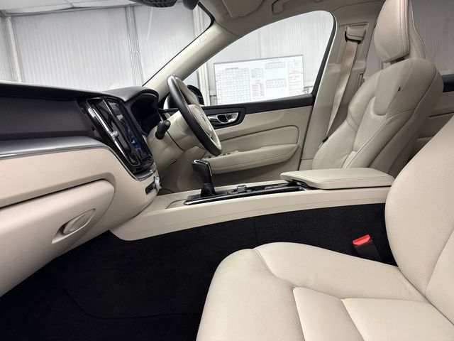 Image for 2019 Volvo XC60 D3 MOM *JUST IN* €110 P/W