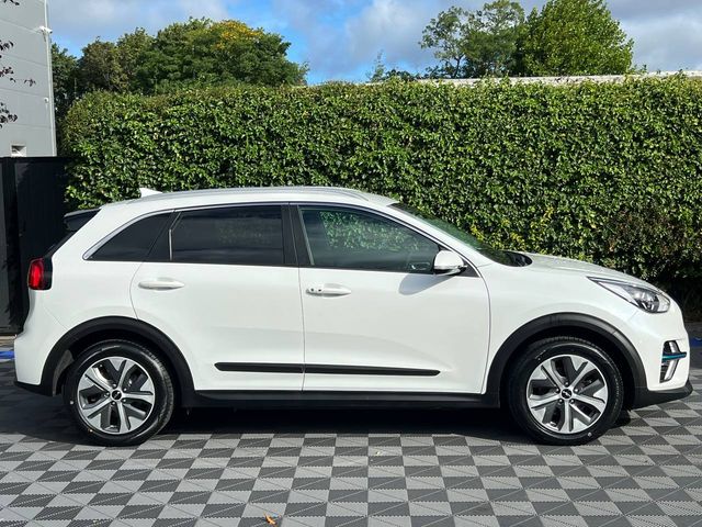 Image for 2022 Kia e-Niro 2 EV // KIA SERVICE HISTORY // REVERSE CAMERA // APPLE CARPLAY/ANDROID AUTO