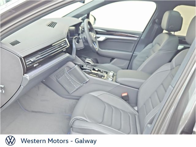 Image for 2026 Volkswagen Touareg R eHybrid, Fully loaded, factory fitted towbar, Panoramic roof, R styling and much more.