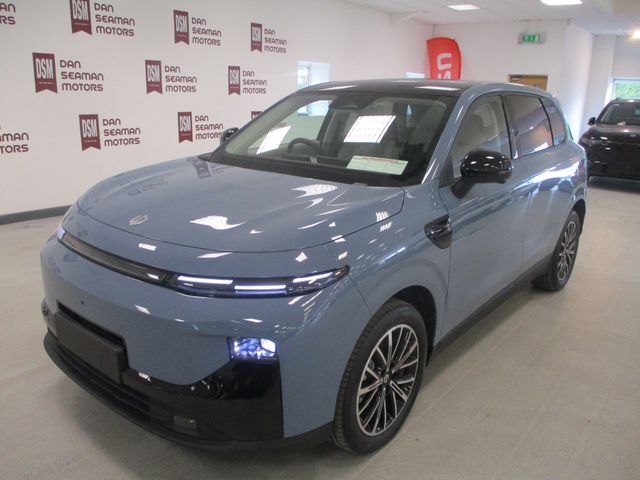 Image for 2026 Leapmotor B10 Design Hybrid EV Petrol