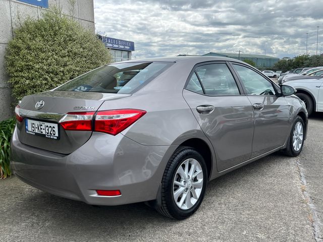 Image for 2015 Toyota Corolla AURA 1.4 D4D DIESEL 