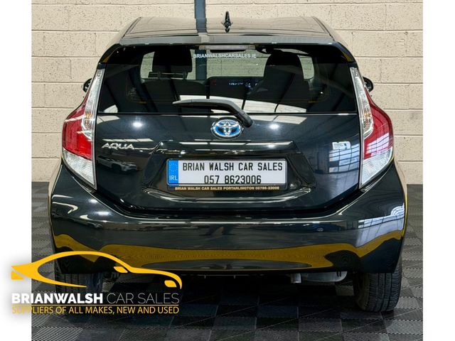 Image for 2015 Toyota Aqua 152 S