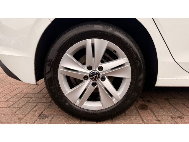 Image for 2023 Volkswagen Golf Life 2.0 TDI 115HP 5DR
