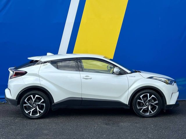 Image for 2017 Toyota C-HR 1.8 HYBRID AUTO // DIAMOND CUT ALLOYS // REVERSE CAMERA // ADAPTIVE CRUISE CONTROL
