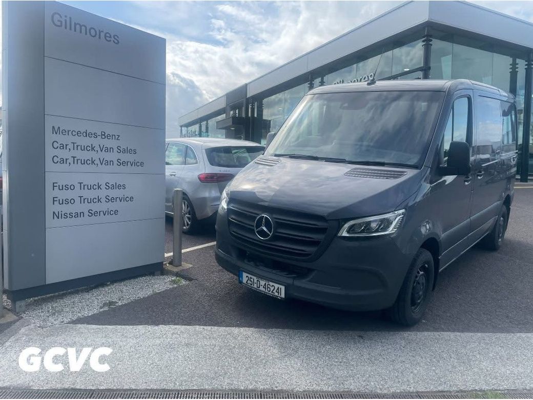 Image for 2025 Mercedes-Benz Sprinter 211 Compact Low Roof Manual